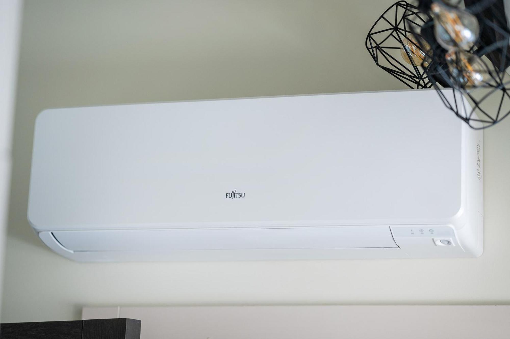 Cozy Central Attic Self Check In Vilna Exterior foto